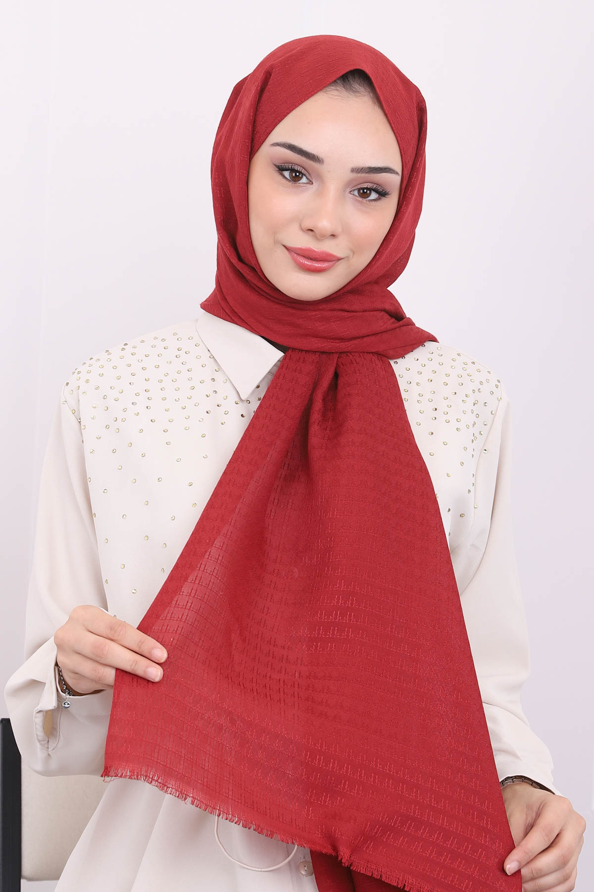 bordo-akel-moon-al-farkl-renk-se-enekleri-ve-en-uygun-fiyat-avantaj