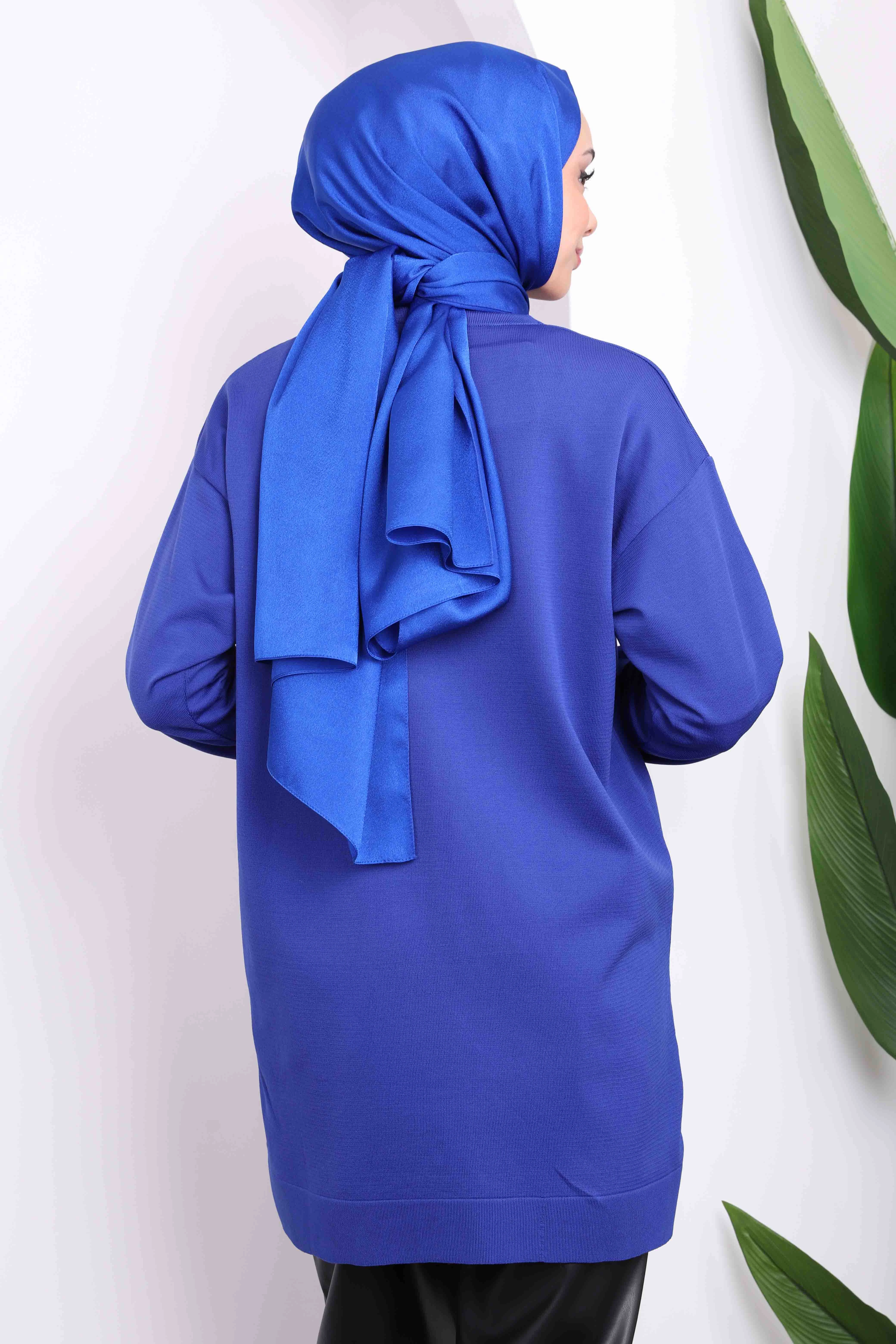 Saks Mavi Soğuk İplik Düğmeli Triko Hırka farklı renk seçenekleri