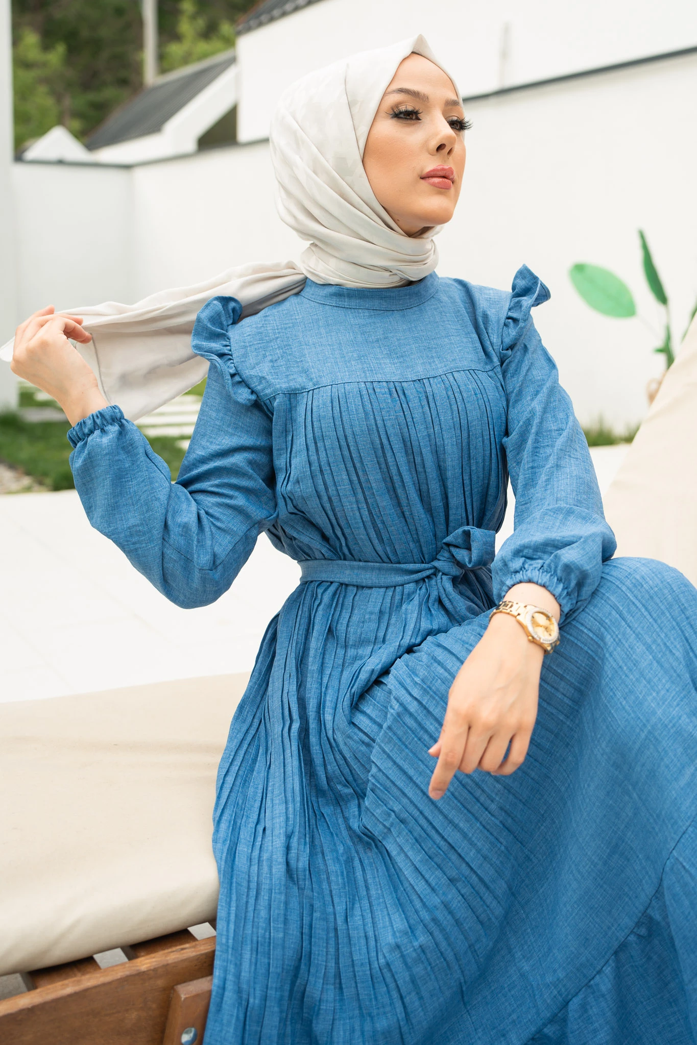 İndigo Fırfırlı Piliseli Kuşaklı Elbise