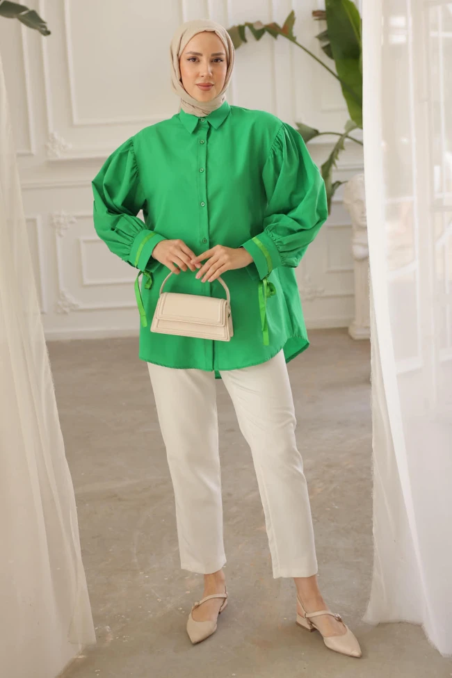 Yeşil Kol Detaylı Terikoton Gömlek