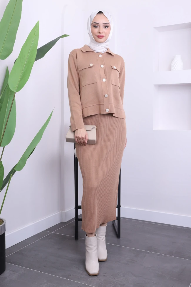 Bisküvi Crop Hırka Etekli Triko Takım