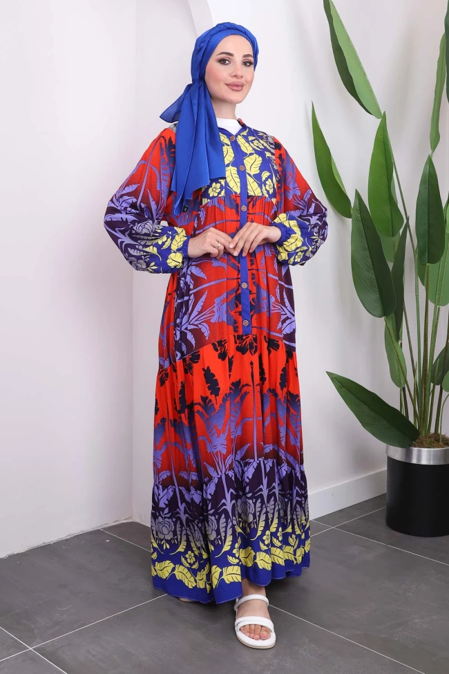 Kırmızı Yarım Düğmeli Eteği Katlı Viskon Elbise