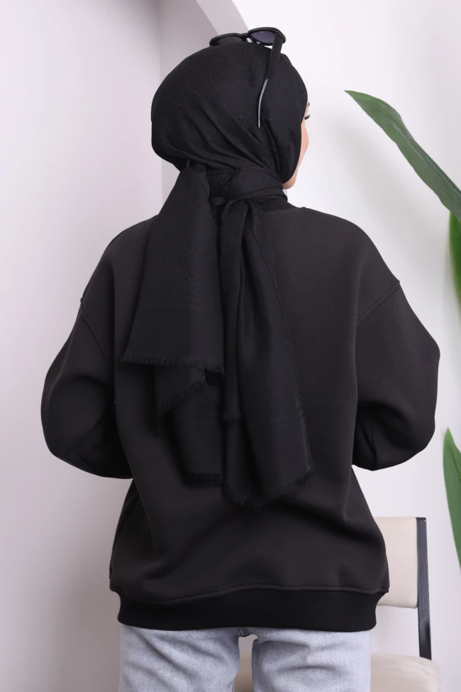 Siyah Kalp Nakış İşlemeli Sweat