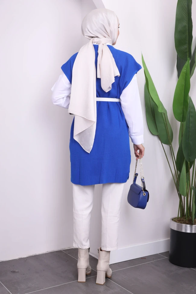 Saks Mavi V Yaka Yırtmaçlı Selanik Triko Süveter