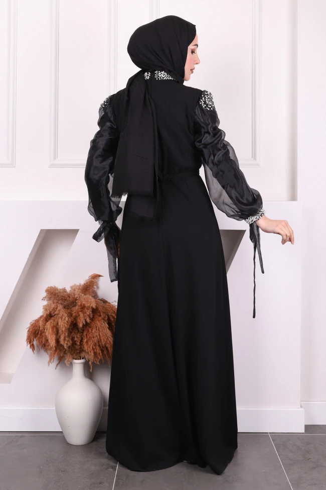 Siyah Kolları Tül Boncuklu Abiye