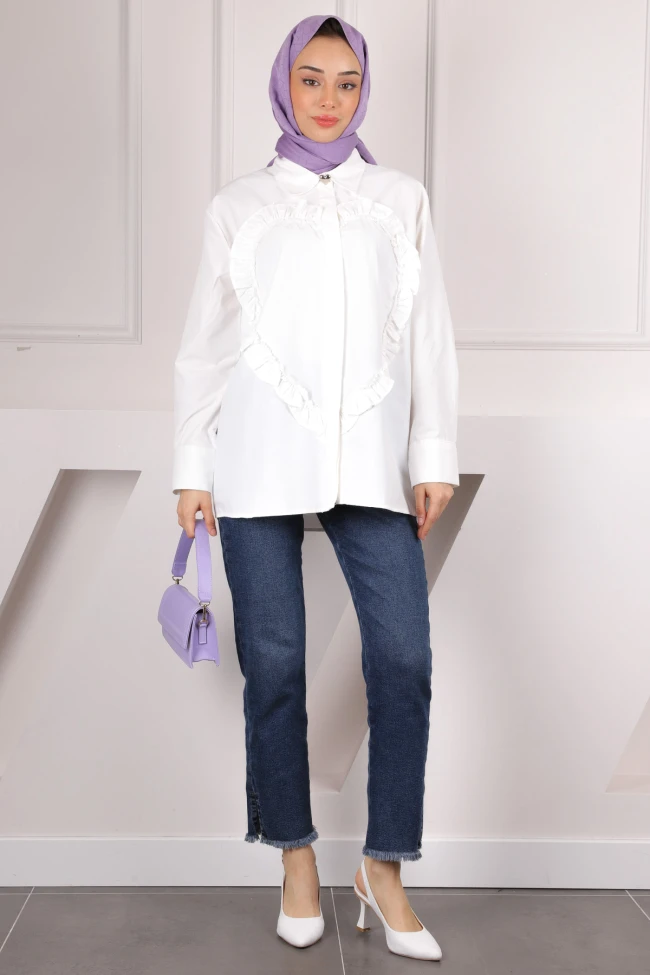 Beyaz Ön Kalp Fırfırlı Gömlek