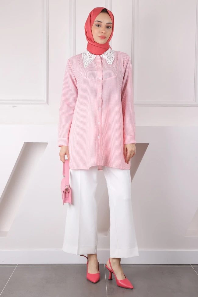 Pembe Çizgili Yaka Dantelli Tunik