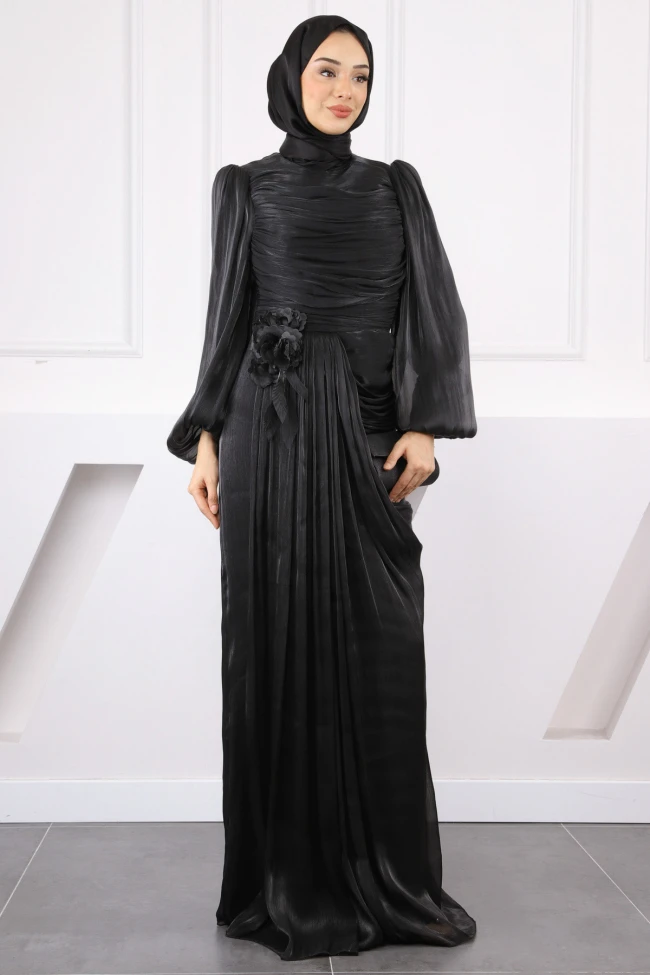 Siyah Önü Drapeli Gül Detaylı Abiye