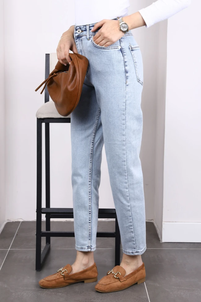 Açık Mavi Yüksek Bel Mom Jeans Pantolon