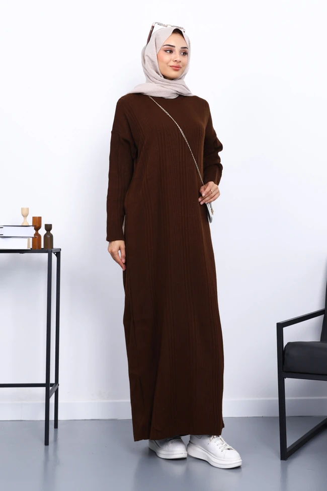 Kahverengi Dik Yaka Fitilli  Triko Elbise