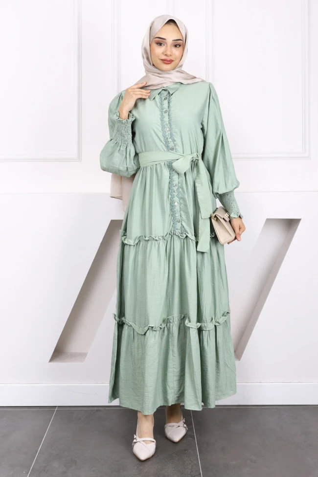 Mint Önü Nakışlı Bel Kuşaklı Elbise