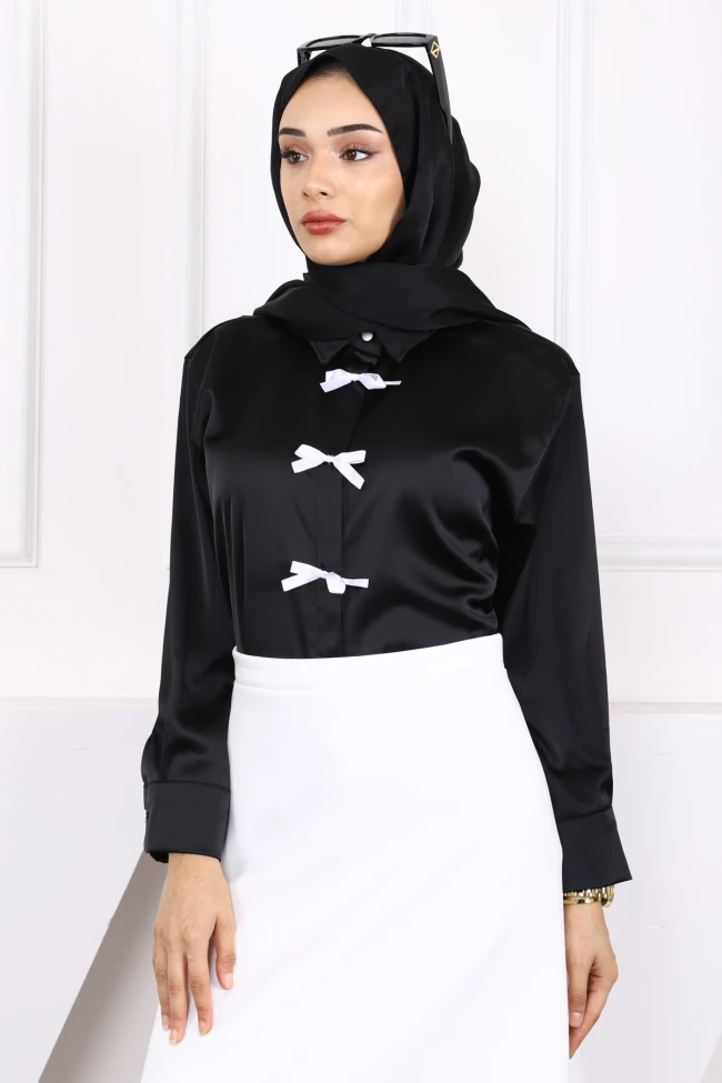 Siyah Fiyonklu Saten Gömlek