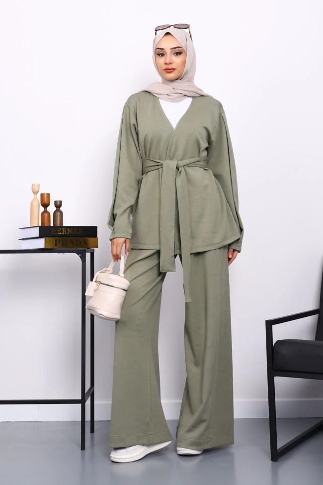 Haki Bel Kuşaklı Pantolonlu Takım