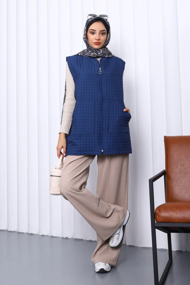 Lacivert Kapitone Astarlı Yelek