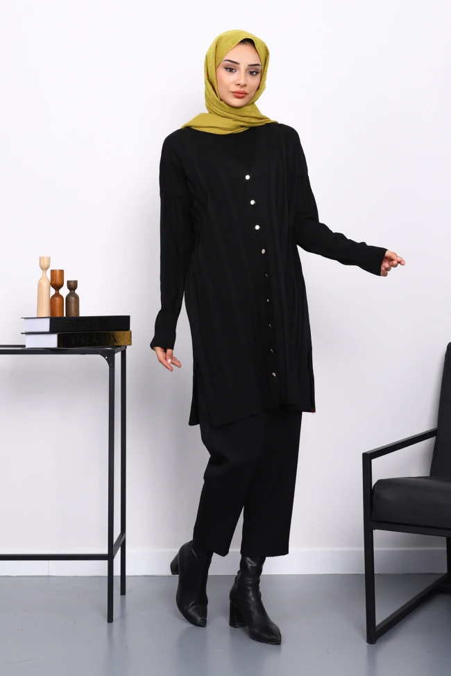 Siyah Soğuk İplik Düğmeli Triko Hırka
