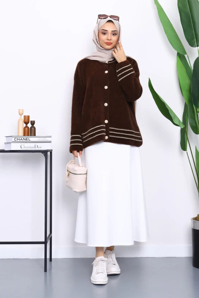 Kahverengi Biye Detaylı Angora Yumoş Triko Hırka