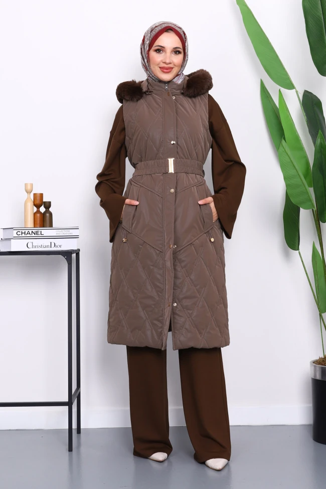 Koyuv Vizon Kürk Detaylı Kapşonlu Uzun Yelek