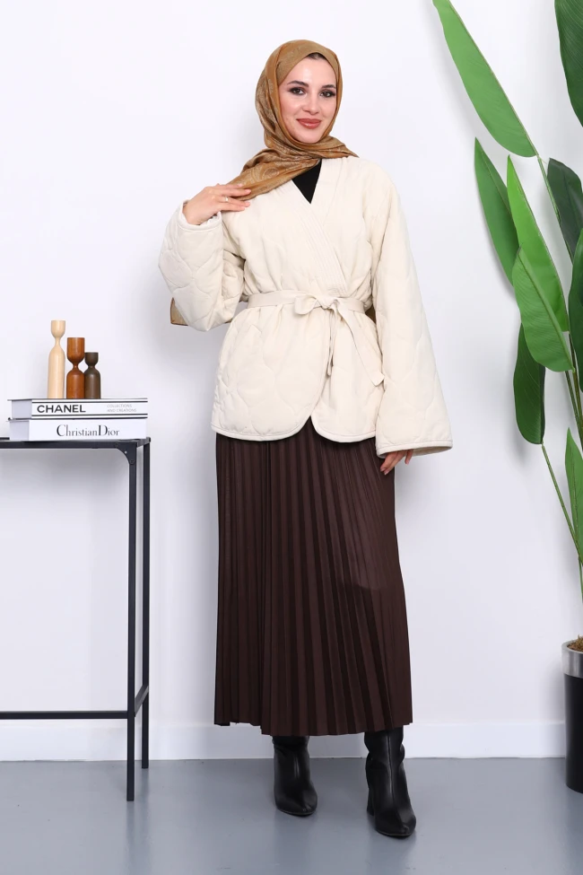 Krem Kapitone Kuşaklı Astarlı Ceket