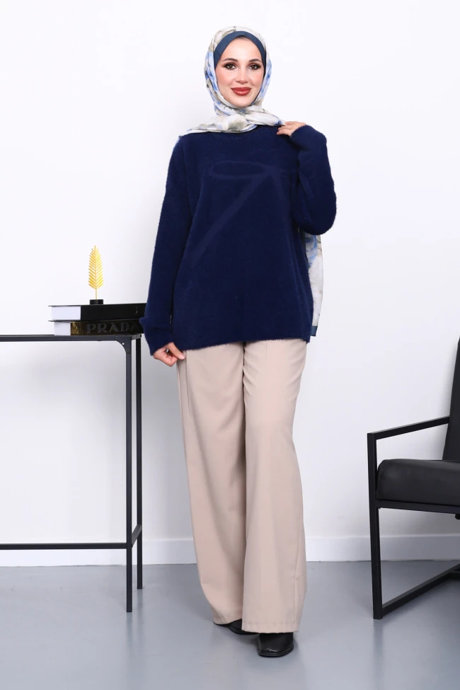 Lacivert Bisiklet Yaka Desenli Angora Yumoş Triko Kazak