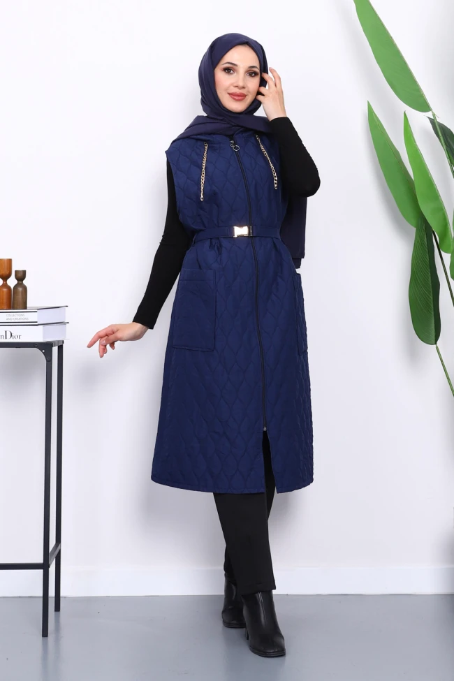 Lacivert Kapüşonlu Kemerli Kapitone Yelek