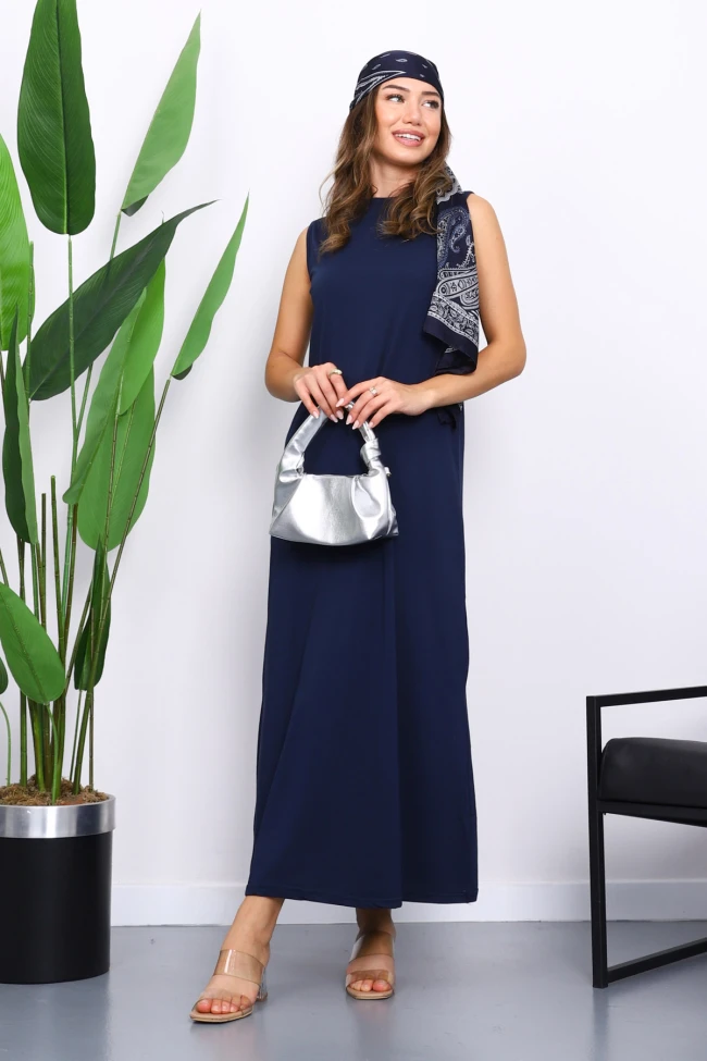 Lacivert Sıfır Kol Penye Tesettür İçlik Elbise