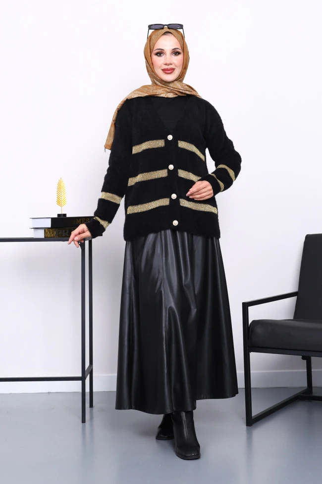 Siyah V Yaka Angora Yumoş Hırka