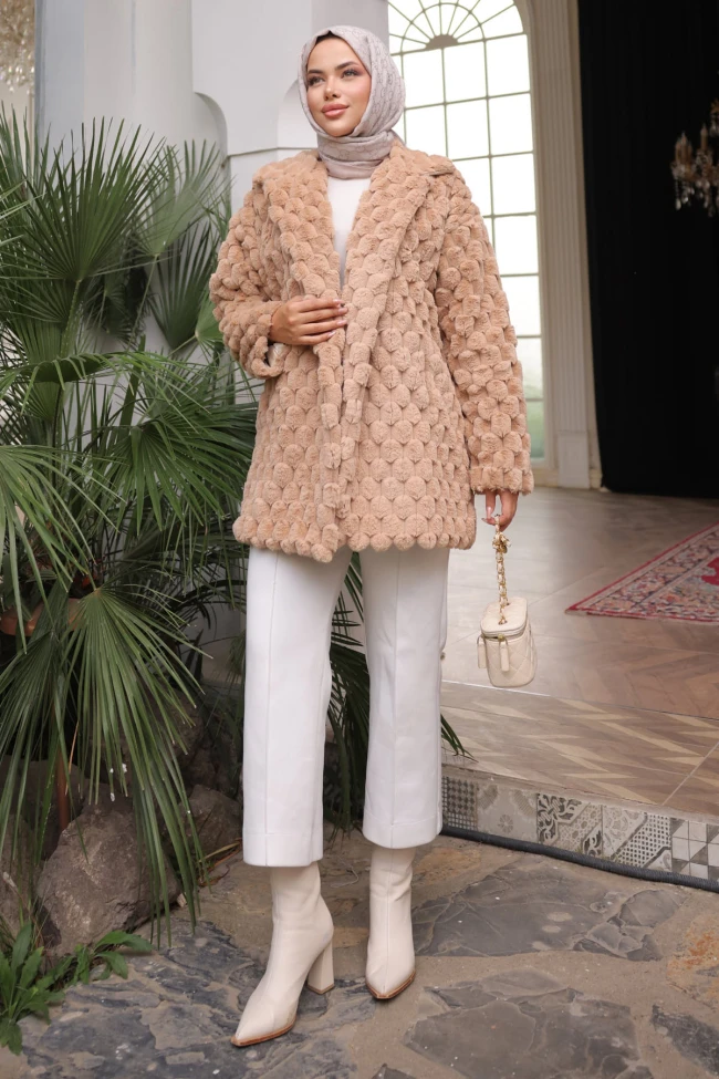 Vizon Yakalı Çift Cepli Kürk Kaban