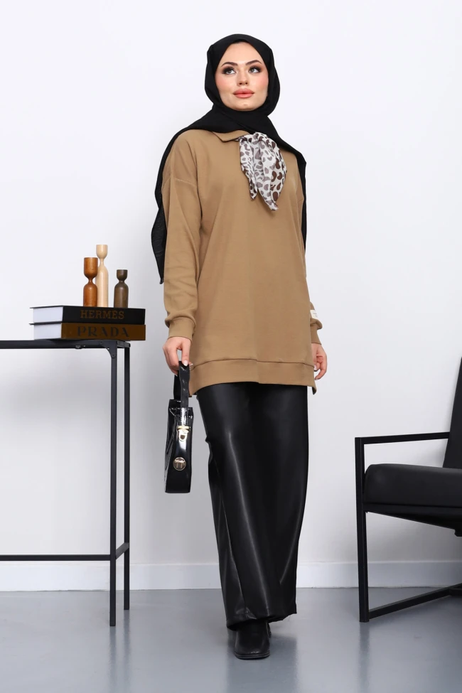 Camel Fular Detaylı Yakalı Tunik
