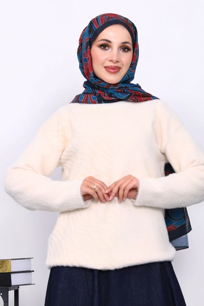 Krem Bisiklet Yaka Angora Yumoş Triko Kazak