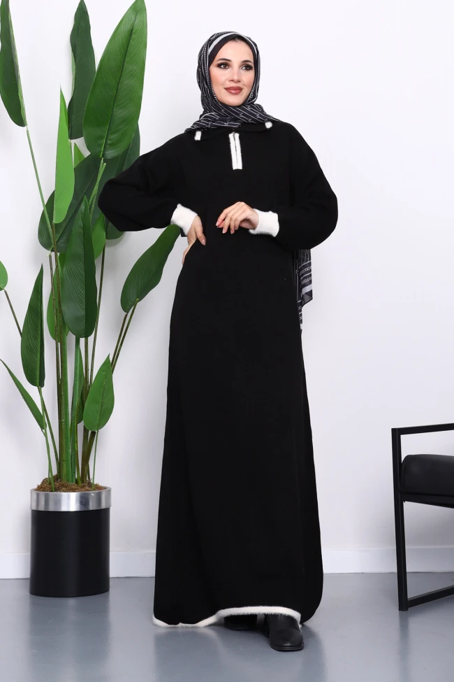 Siyah Gömlek Yaka Fermuarlı Triko Elbise