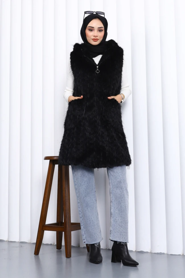 Siyah Kapüşonlu Astarlı Kürk Yelek