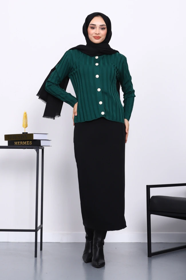 Zümrüt Yeşili Soğuk İplik Düğmeli Hırka