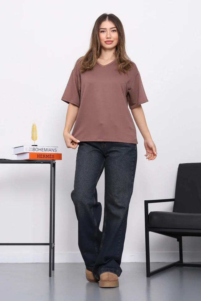 Kahverengi V Yaka Kısa Kol T-Shirt