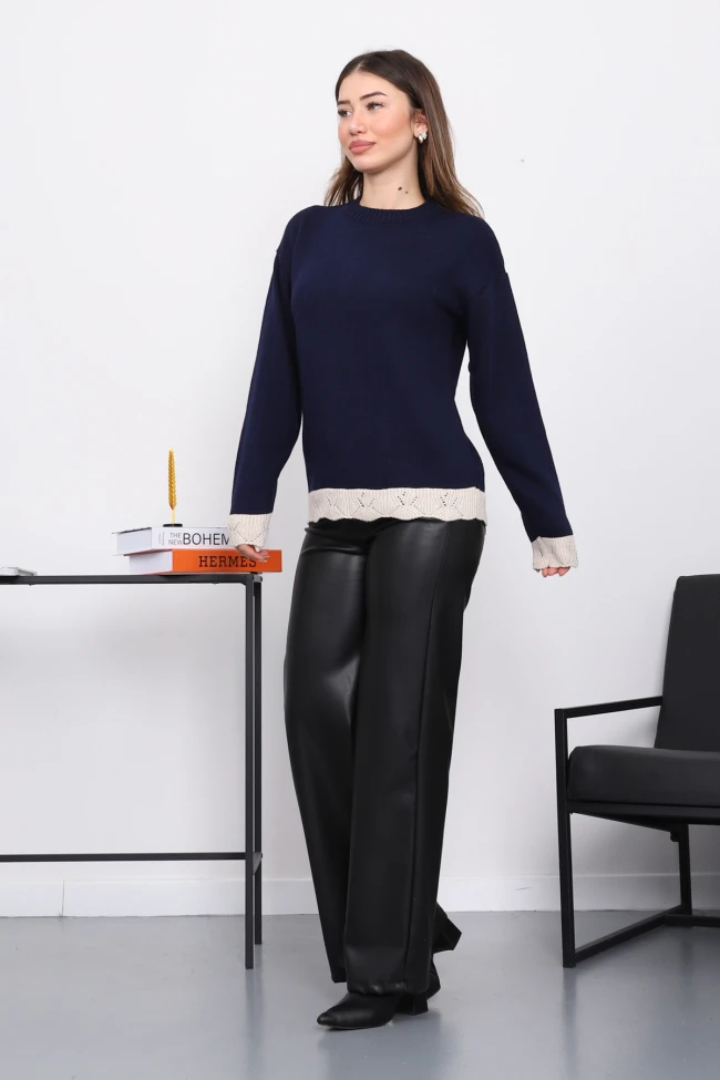 Lacivert Bisiklet Yaka Kol Ve Etek Ucu Güpür Detaylı Triko Kazak