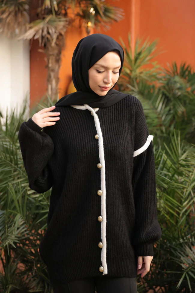 Siyah Balon Kol Düğmeli Triko Hırka