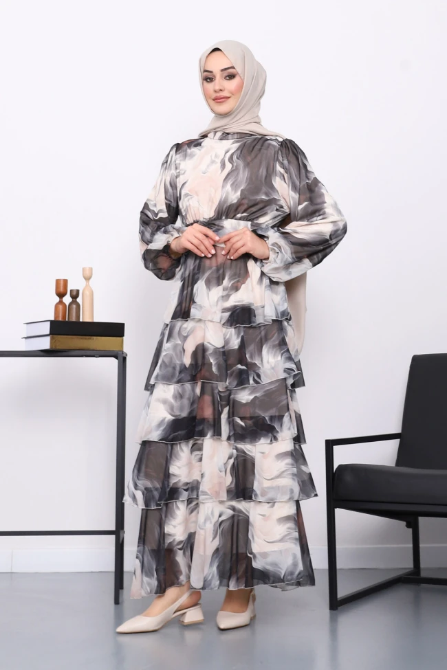 Siyah Desenli Katlı Şifon Elbise