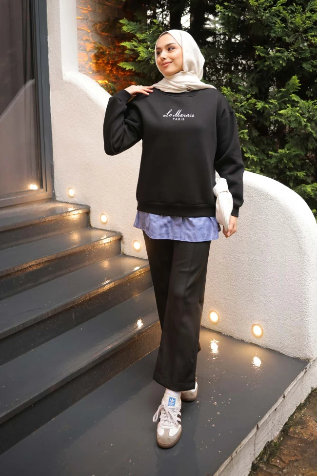 Siyah Nakışlı Üç İplik Sweat