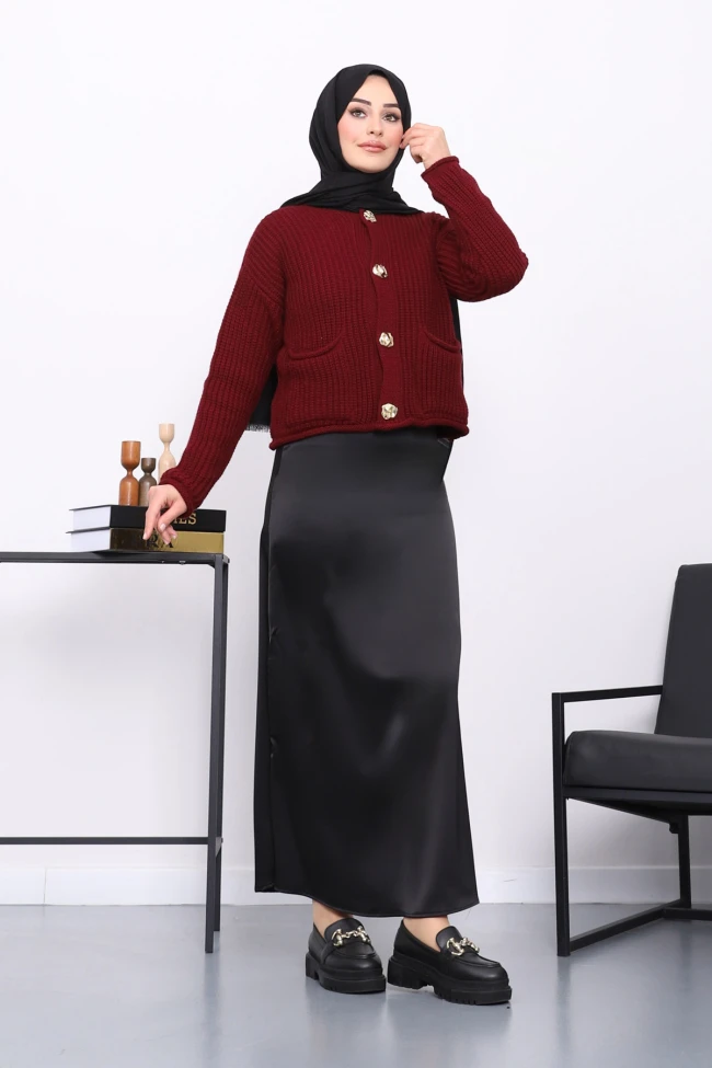 Siyah Yan Fermuarlı Saten Kloş Etek