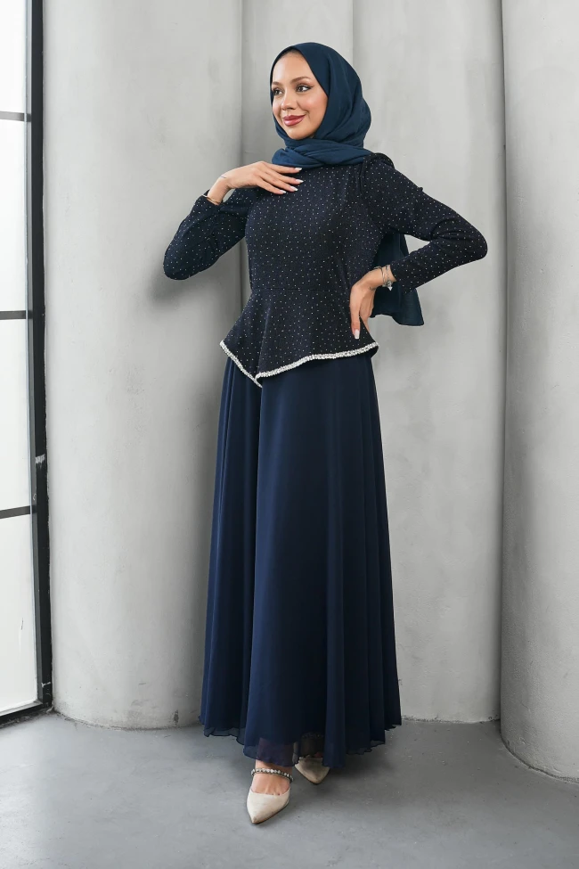 Lacivert Taş Detaylı Tasarım Abiye