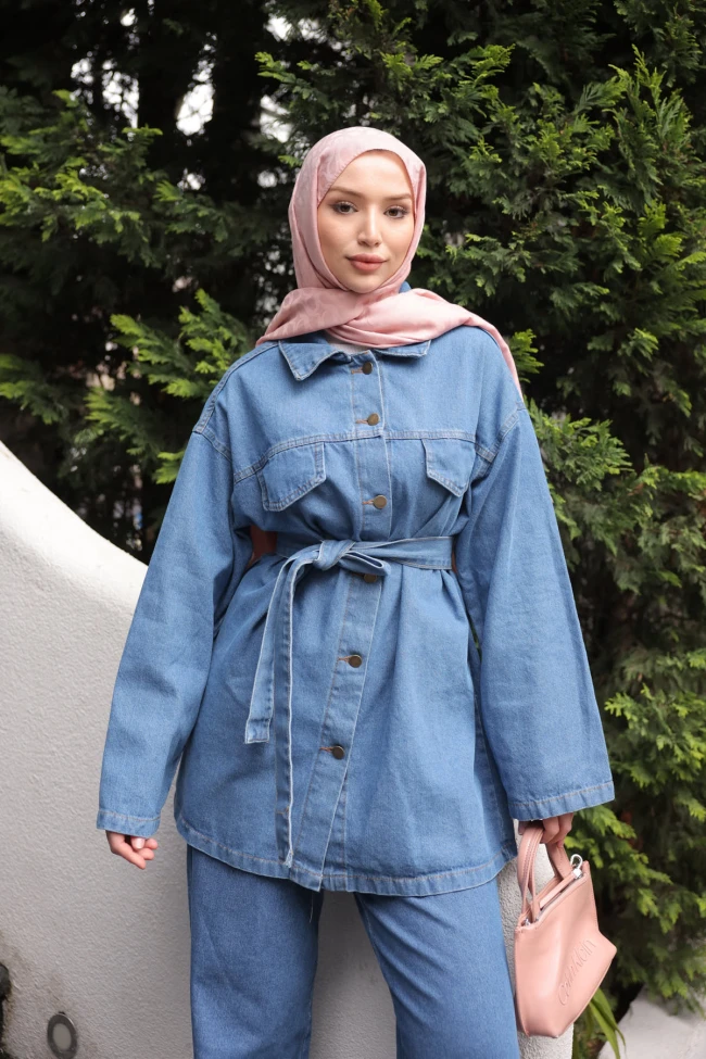 Mavi Kuşaklı Ceket Pantolonlu Kot Takım