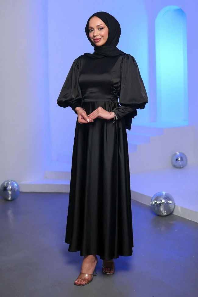 Siyah Yan Bağlamalı Saten Abiye