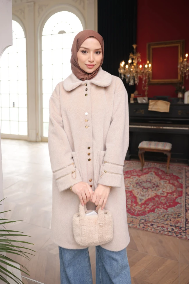 Taş Cepli Düğmeli Angora Kaban