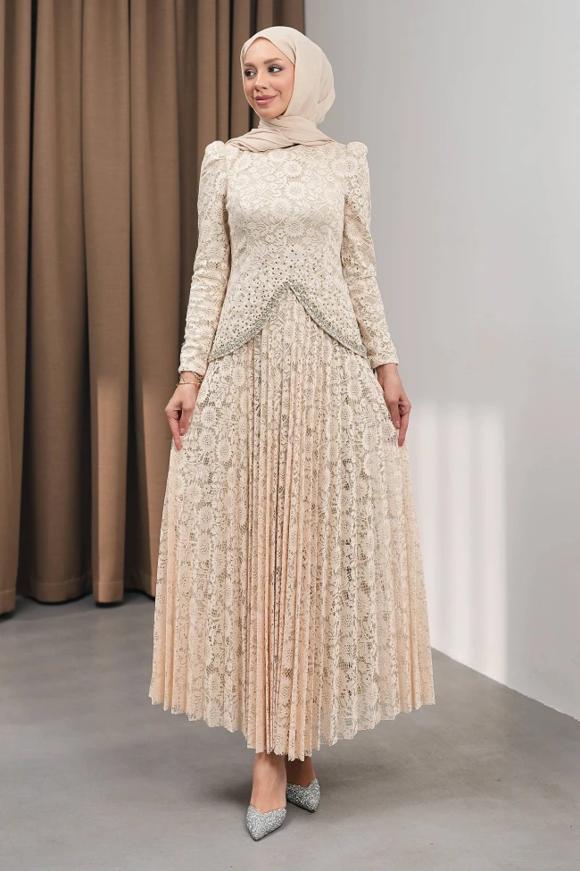 Bej Güpürlü Eteği Piliseli Tasarım Abiye