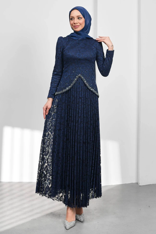 Lacivert Güpürlü Eteği Piliseli Tasarım Abiye