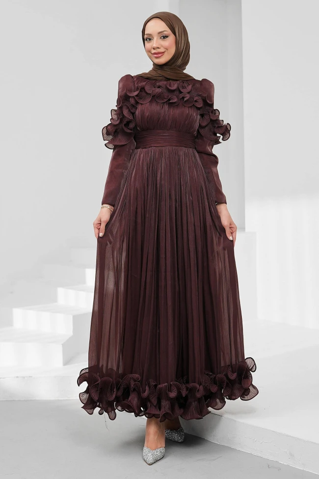 Mürdüm Yaka Ve Etek Ucu Fırfırlı Işıltılı Abiye