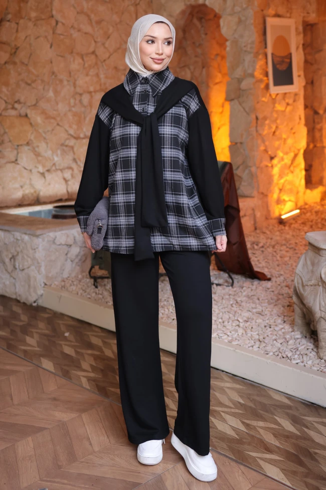 Siyah Atkı Detaylı Gömlek Pantolonlu Ekose Takım