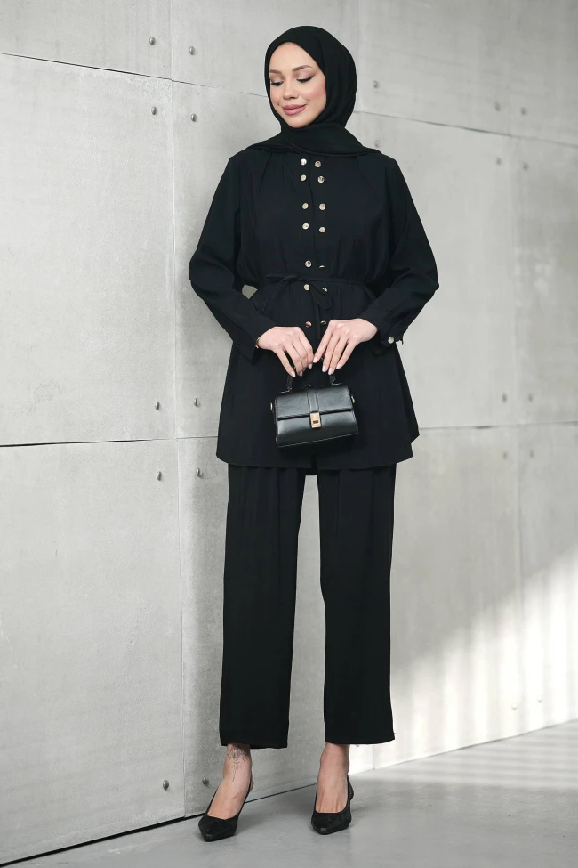 Siyah Düğme Detaylı Tunik Pantolonlu Takım