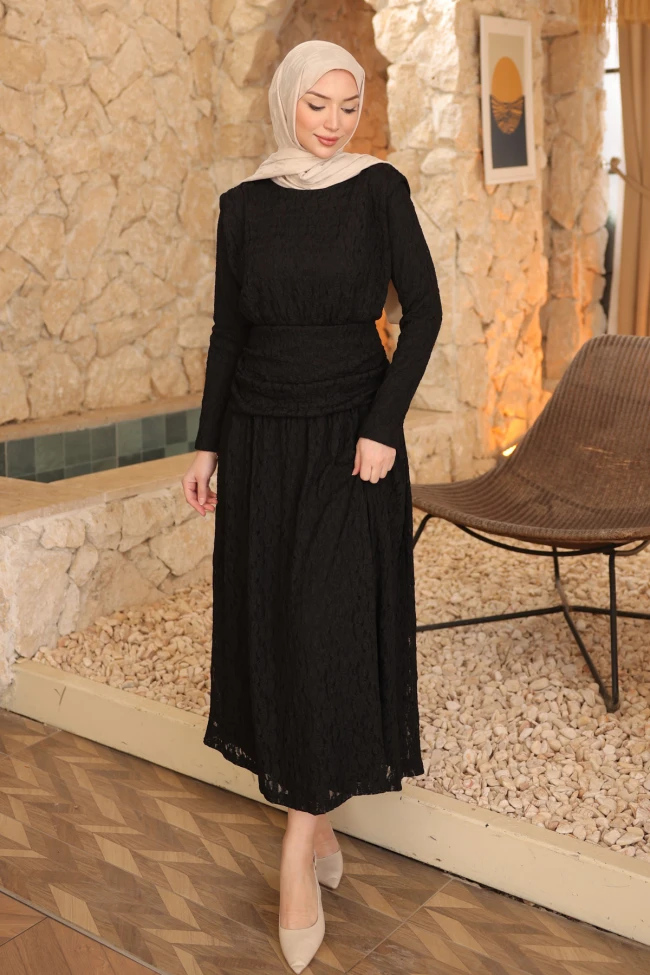 Siyah Güpürlü Bel Detaylı Elbise