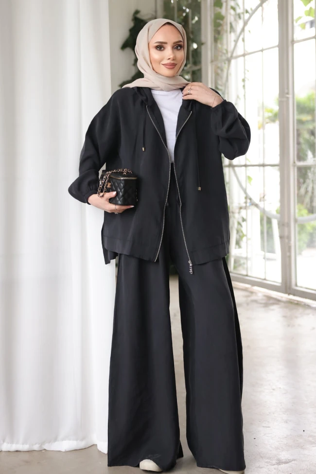 Siyah Kapüşonlu Bol Paça Ceket Pantolonlu Takım