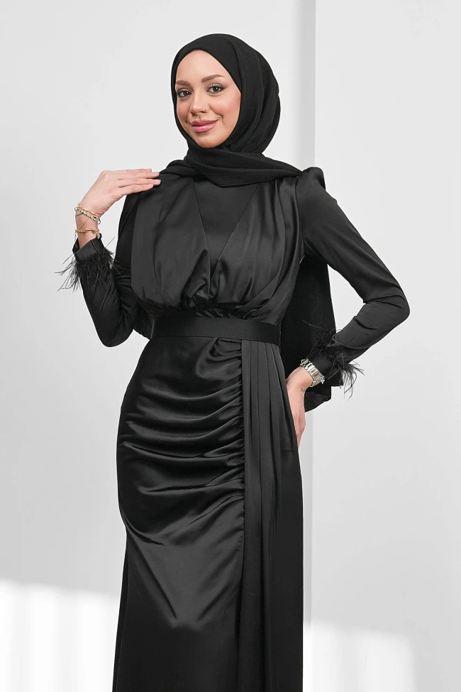 Siyah Kemerli Önü Drapeli Balık Model Saten Abiye